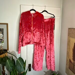 Fabletics Strawberry Pink Crushed Velour Tracksuit Set 2X